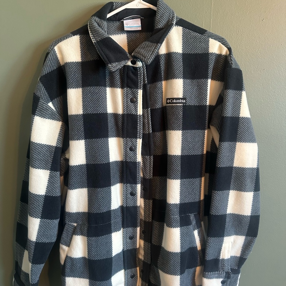 Columbia Black and White Plaid Lightweight Shirt Jacket